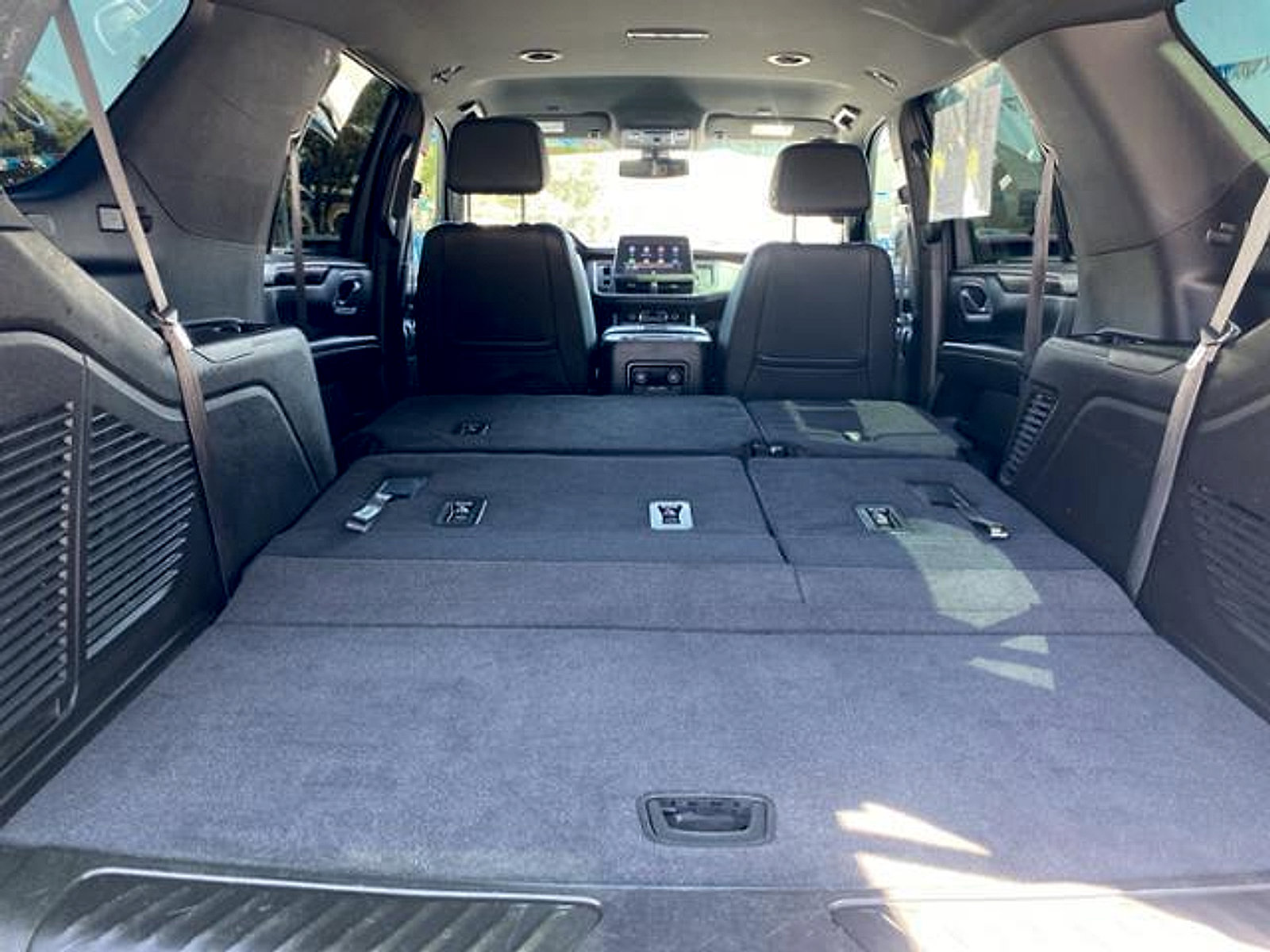 Used 2021 Chevrolet Tahoe LT AWD/4WD image 16