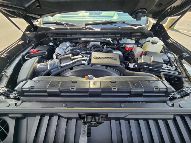 Used 2024 GMC Sierra 3500 Denali Ultimate AWD/4WD image 11