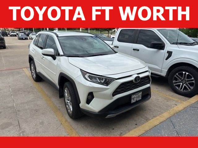 Used 2021 Toyota RAV4 Limited FWD image 1