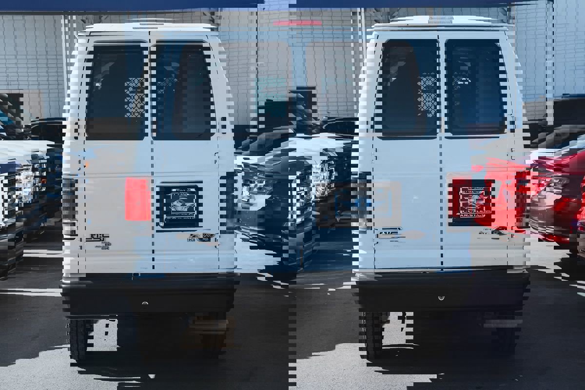 Used 2014 Ford E-150 and Econoline 150 w/ Power Group image 7