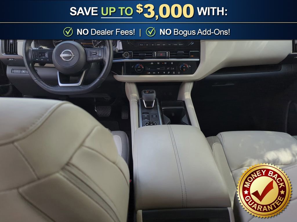 Used 2023 Nissan Pathfinder SL AWD/4WD image 17