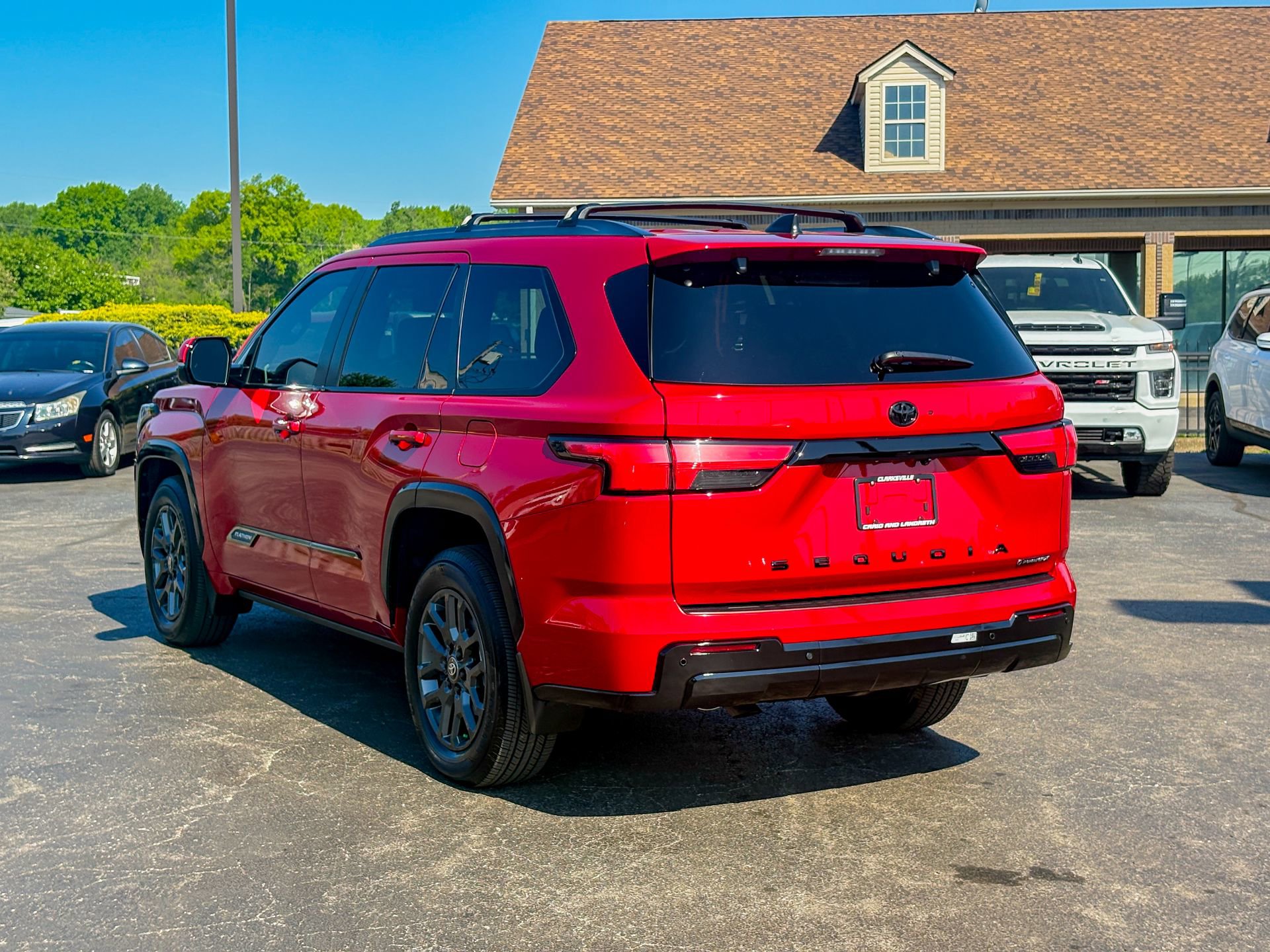 Used 2025 Toyota Sequoia Platinum AWD/4WD image 11