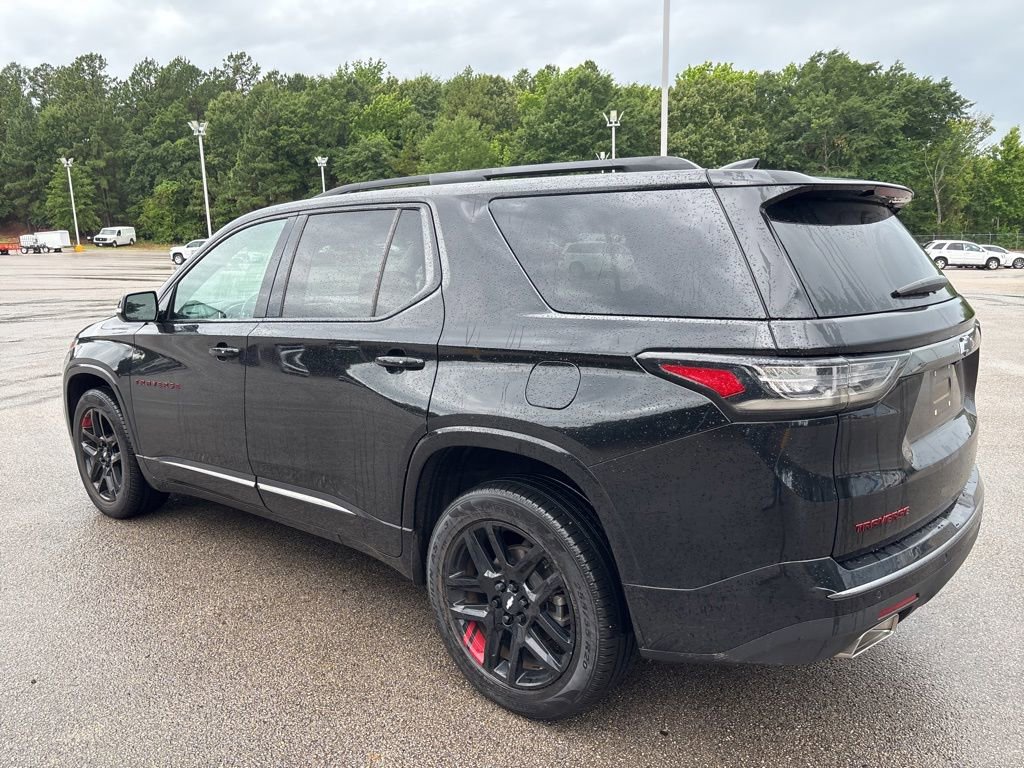 Used 2020 Chevrolet Traverse Premier w/ Redline Edition FWD image 5
