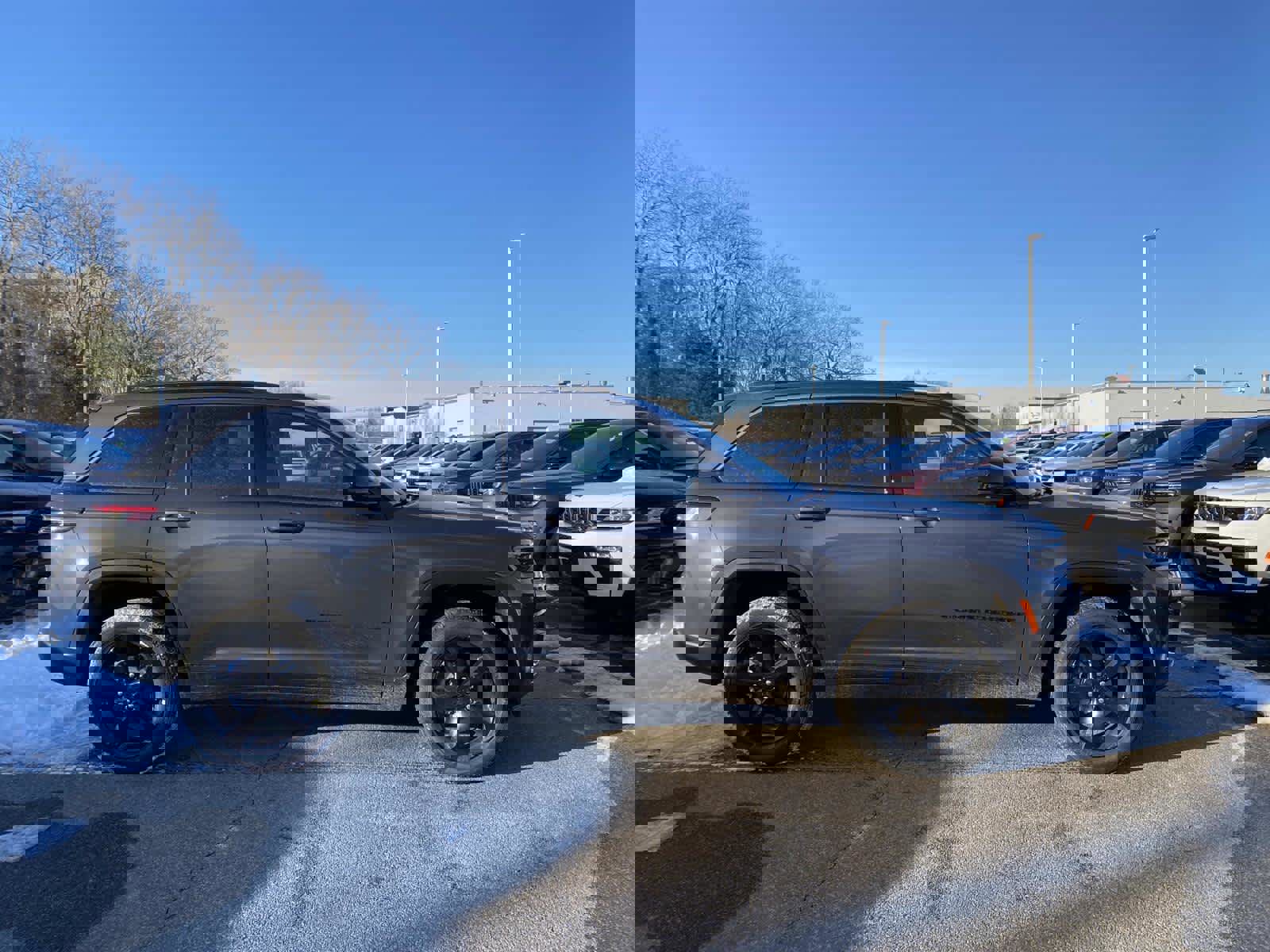 New 2026 Jeep Grand Cherokee Limited w/ Limited Altitude Package image 2