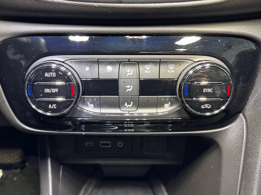 Used 2021 Buick Encore GX Select w/ Advanced Technology Package FWD image 33