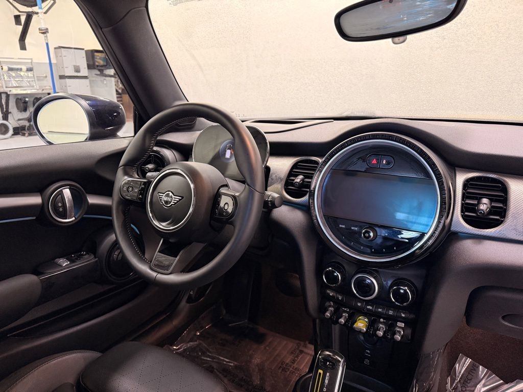 Certified 2024 MINI Cooper SE image 26