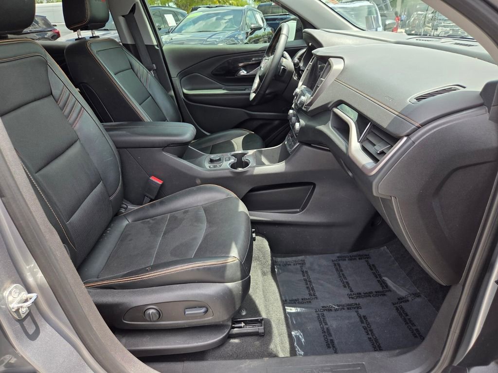 Certified 2023 GMC Terrain AT4 w/ Tech Package AWD/4WD image 14