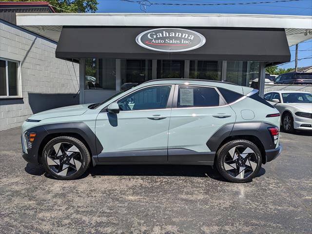 Used 2024 Hyundai Kona Limited FWD image 2