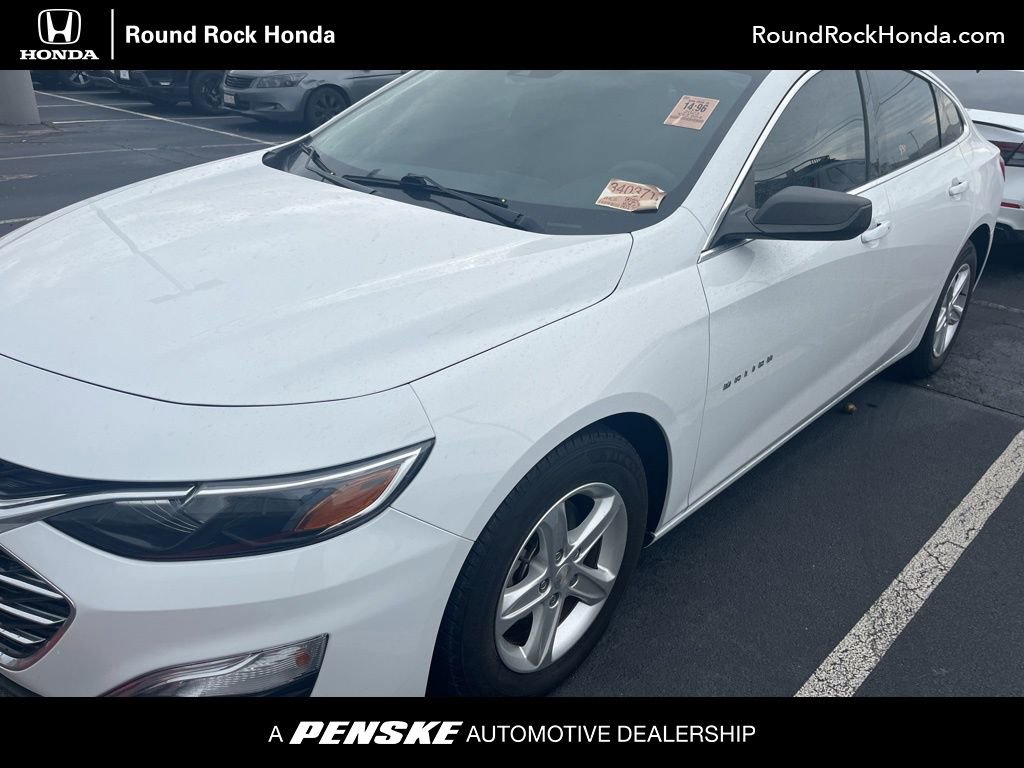 Used 2023 Chevrolet Malibu LS image 1