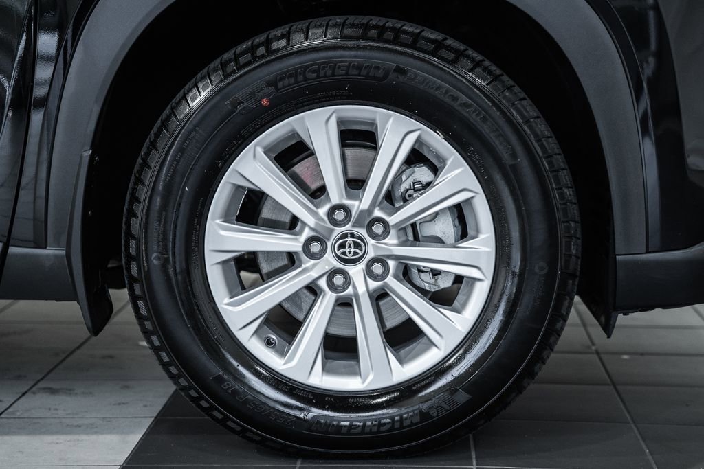 Used 2026 Toyota Grand Highlander XLE image 15