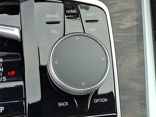 Certified 2026 BMW X5 xDrive50e w/ Climate Comfort Package image 15