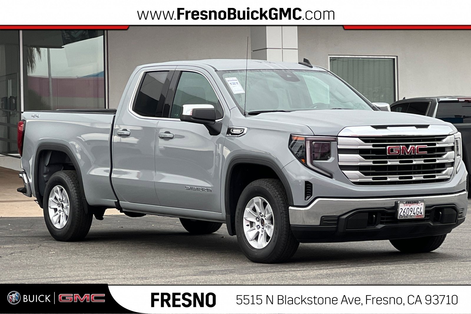 Used 2025 GMC Sierra 1500 SLE image 1