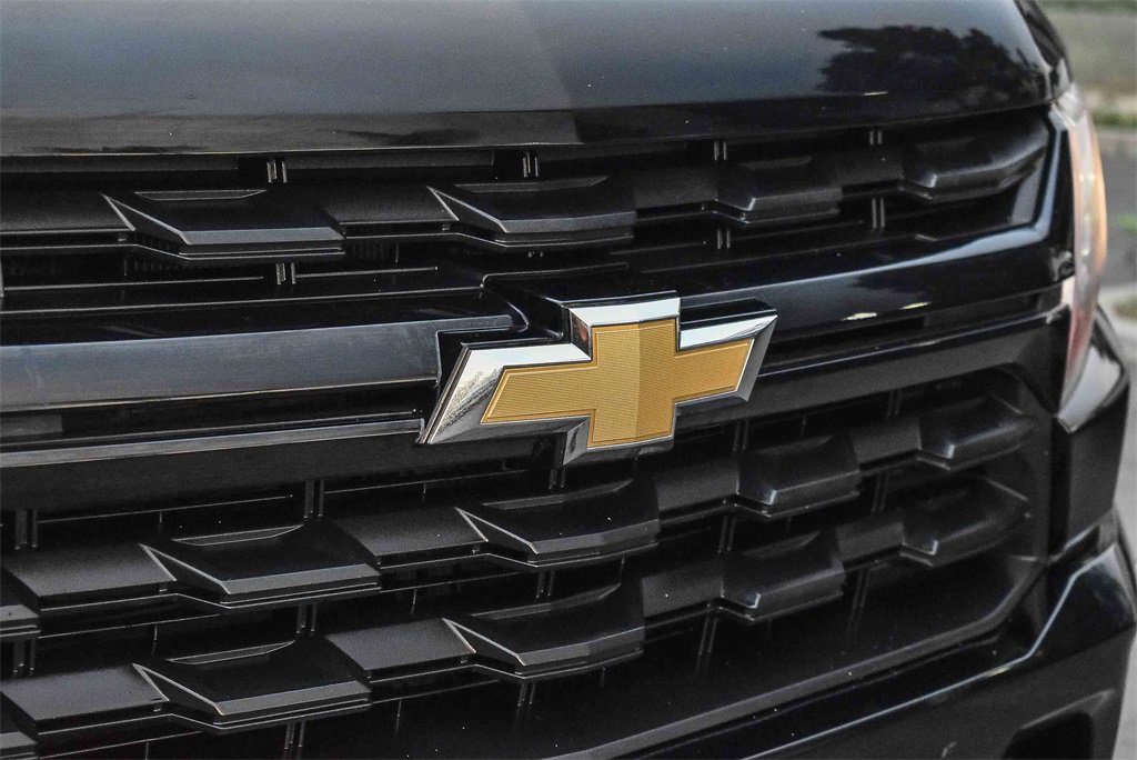 Used 2022 Chevrolet Colorado LT w/ Fleet Safety Package image 9