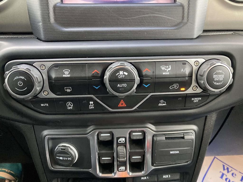 Used 2021 Jeep Wrangler Unlimited Sport image 19