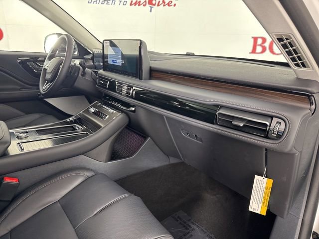 New 2025 Lincoln Aviator Reserve w/ Luxury Package image 20