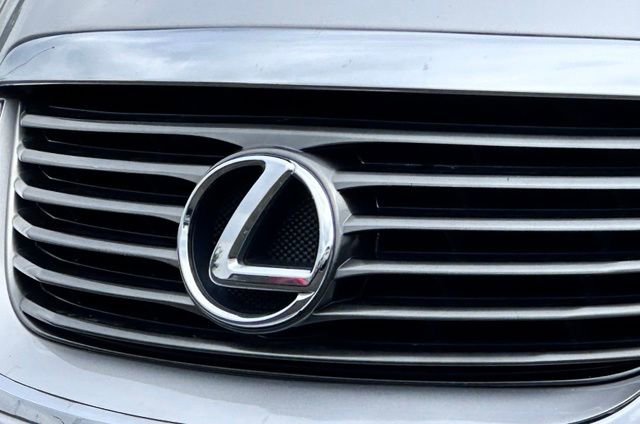 Used 2006 Lexus SC 430 Convertible RWD image 7
