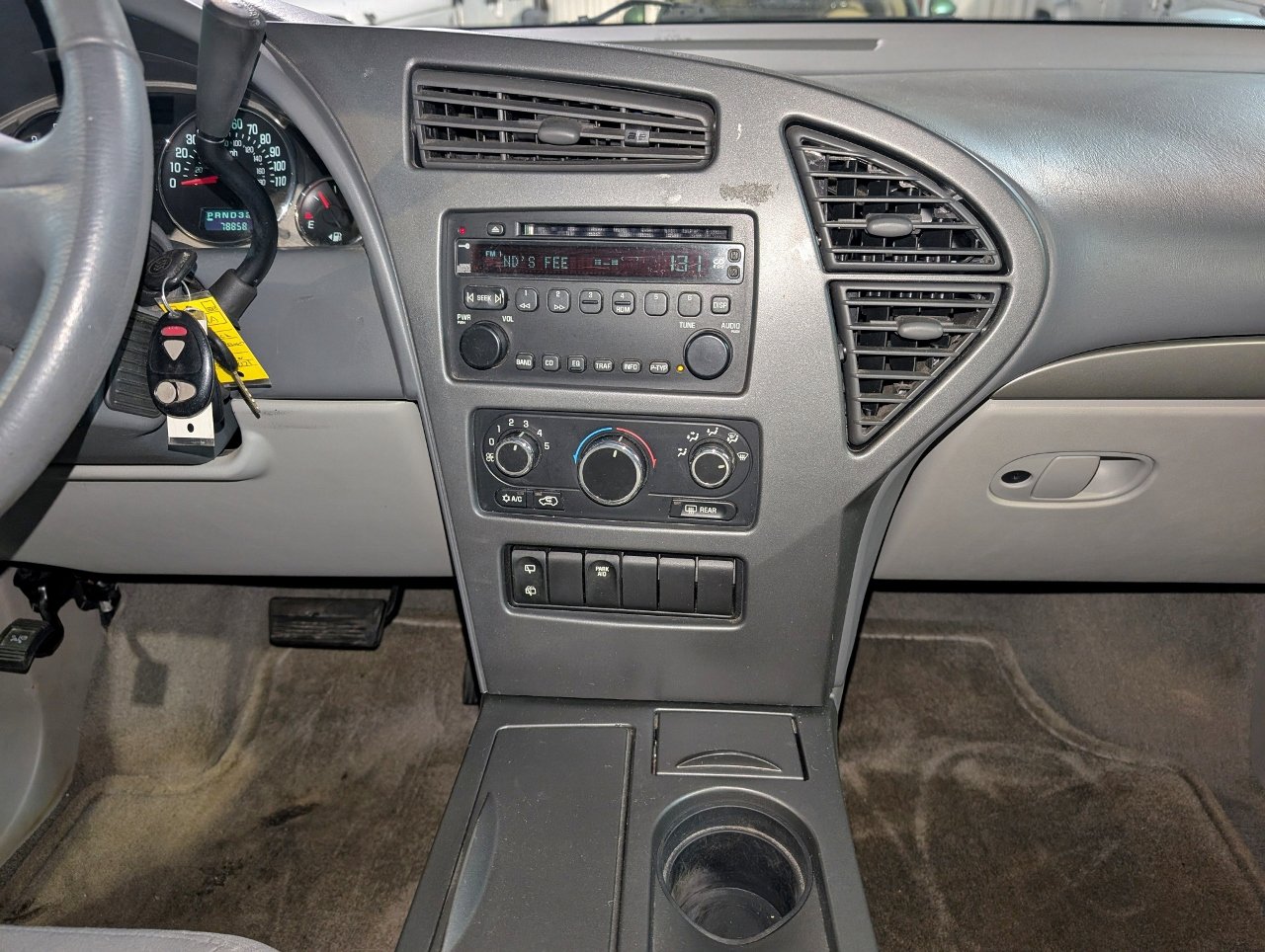 Used 2007 Buick Rendezvous CX image 33