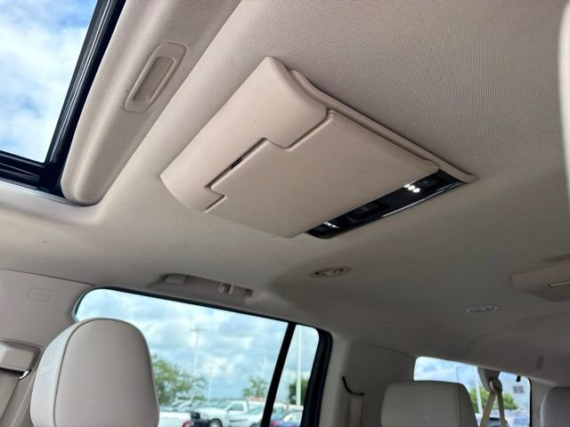 Used 2020 GMC Yukon XL Denali w/ Denali Ultimate Package AWD/4WD image 14