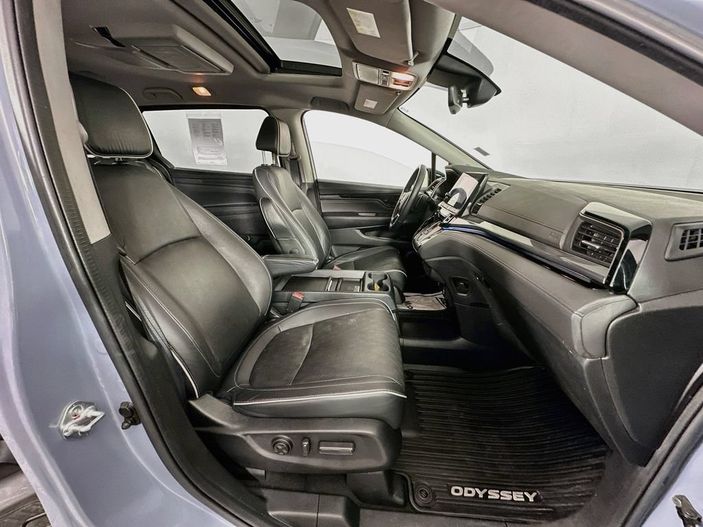 Used 2023 Honda Odyssey Elite image 31