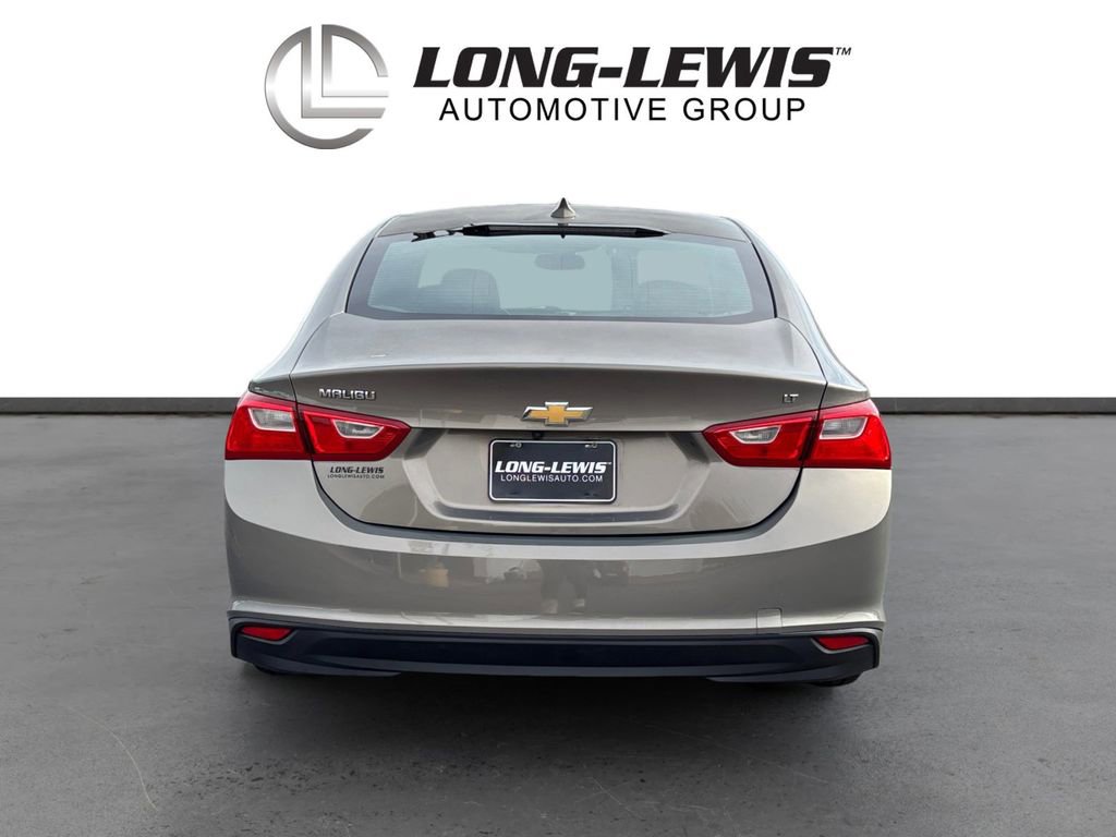 Used 2017 Chevrolet Malibu LT w/ Leather Package image 5