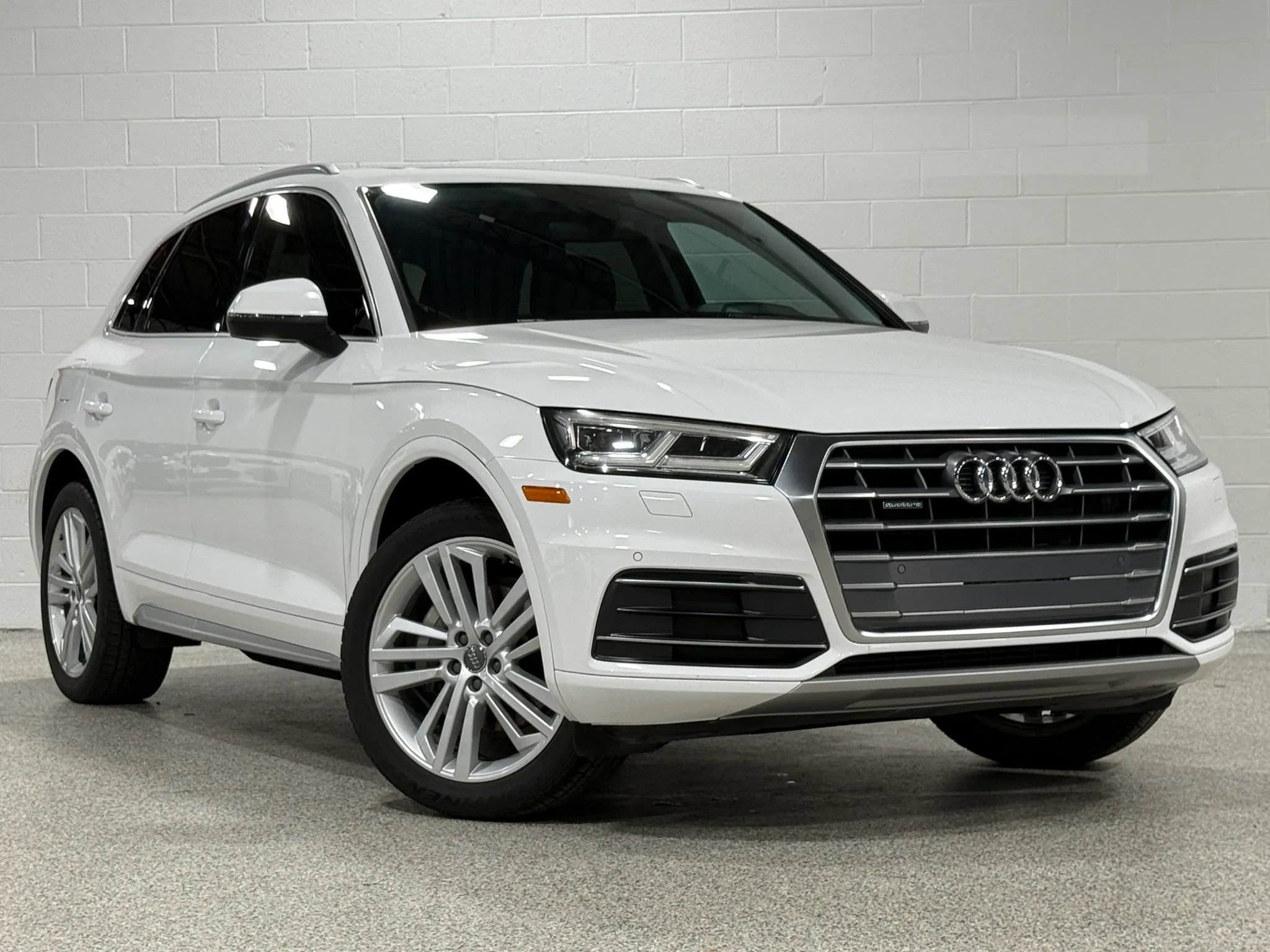 Used 2018 Audi Q5 2.0T Premium Plus AWD/4WD image 4