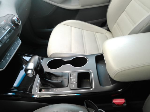 Used 2016 Kia Sorento SX AWD/4WD image 46
