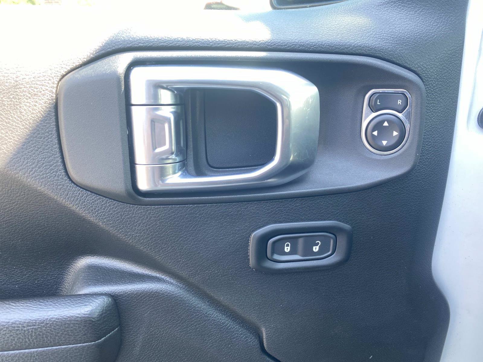 Used 2022 Jeep Gladiator Sport AWD/4WD image 20