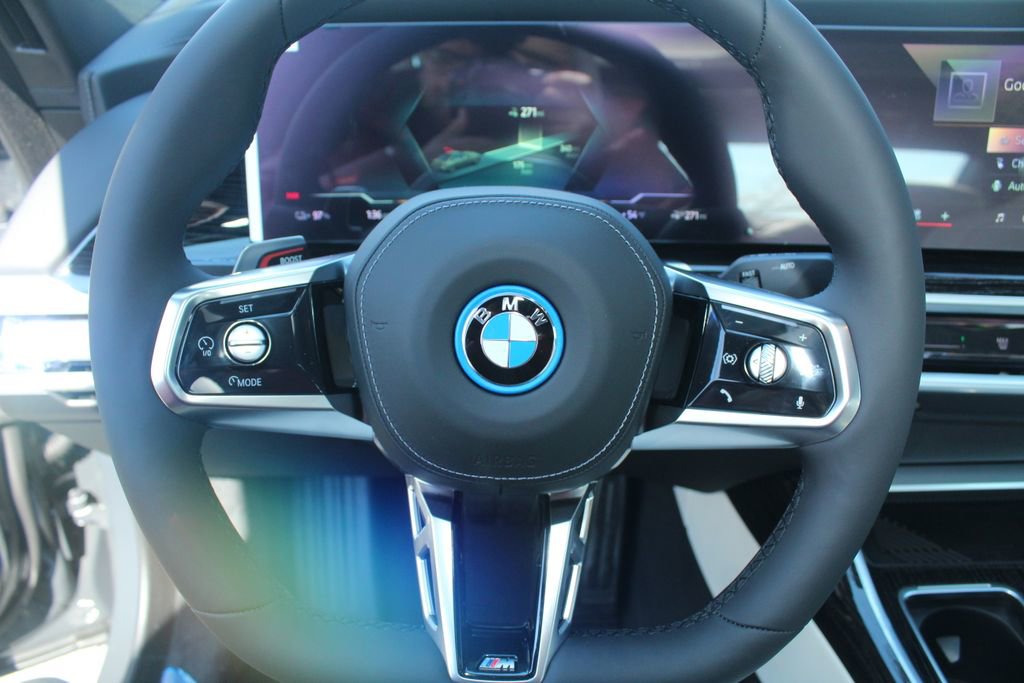 New 2026 BMW i7 xDrive60 w/ Executive Package AWD/4WD image 15
