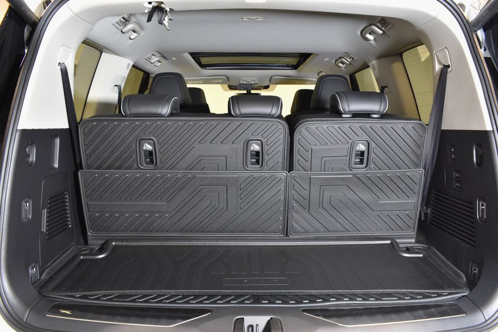 New 2026 INFINITI QX80 Luxe w/ Cargo Package AWD/4WD image 32