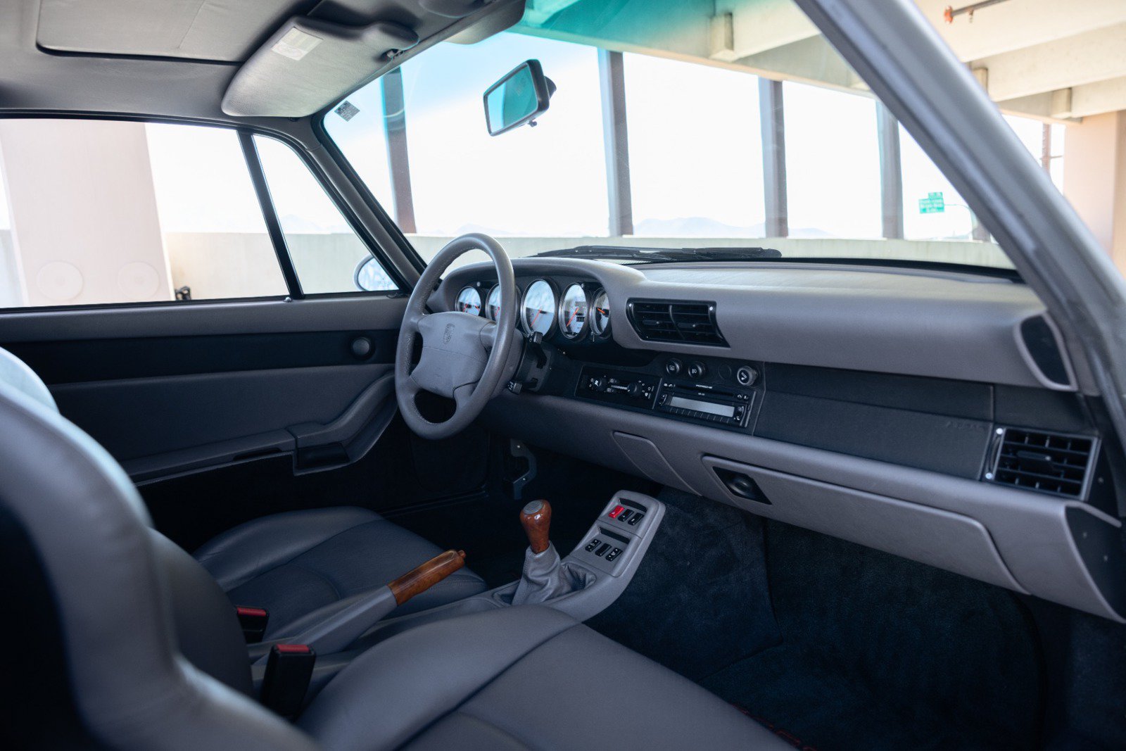Used 1998 Porsche 911 Carrera S RWD image 62