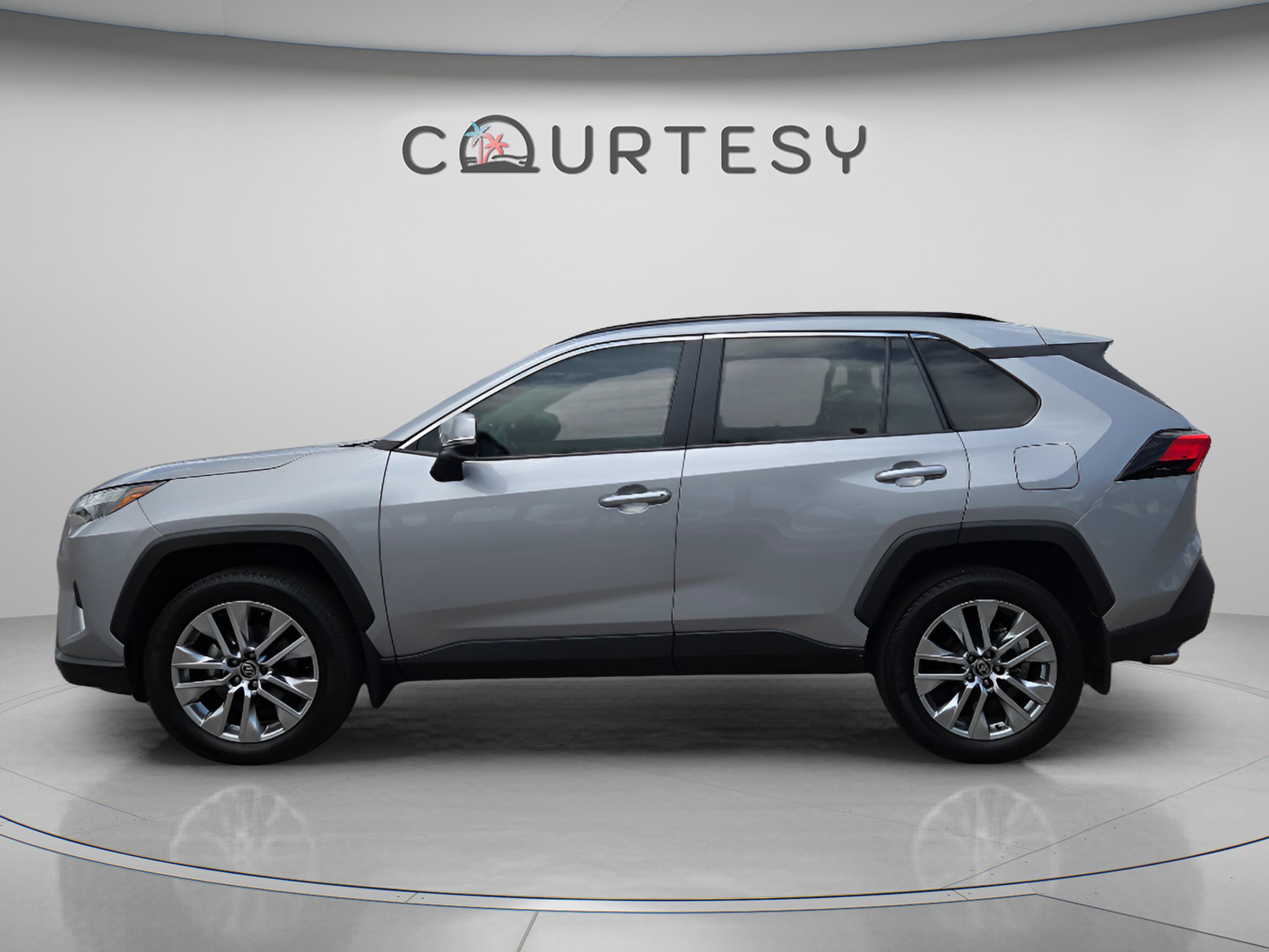 Certified 2024 Toyota RAV4 XLE Premium FWD image 2