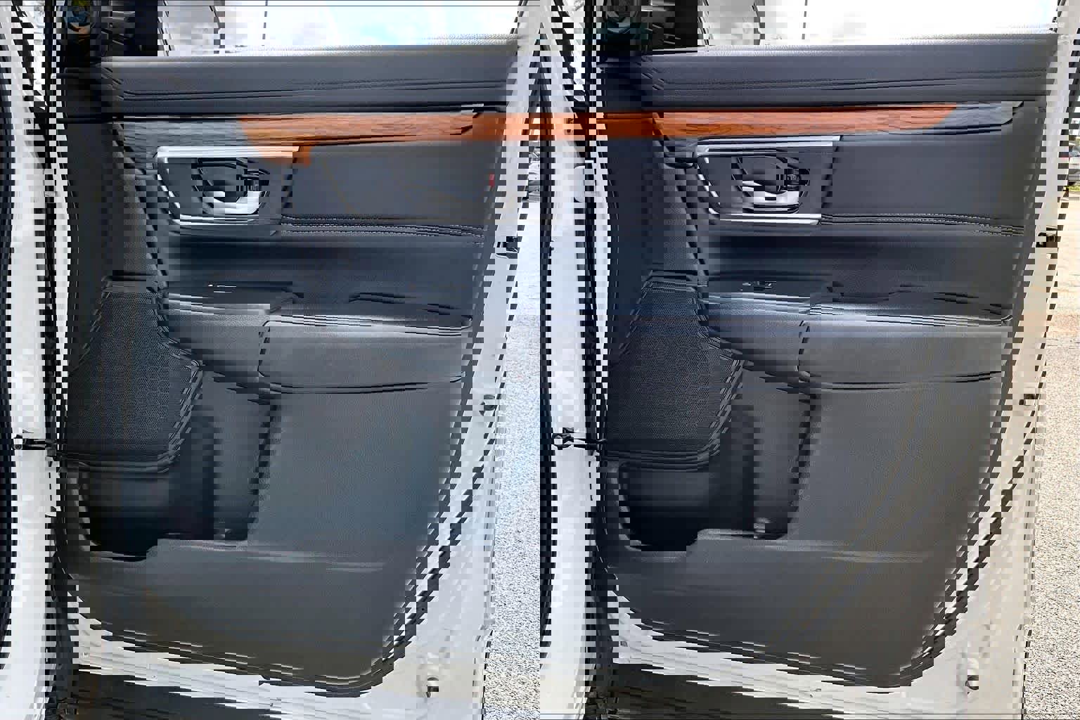 Used 2019 Honda CR-V EX-L image 23