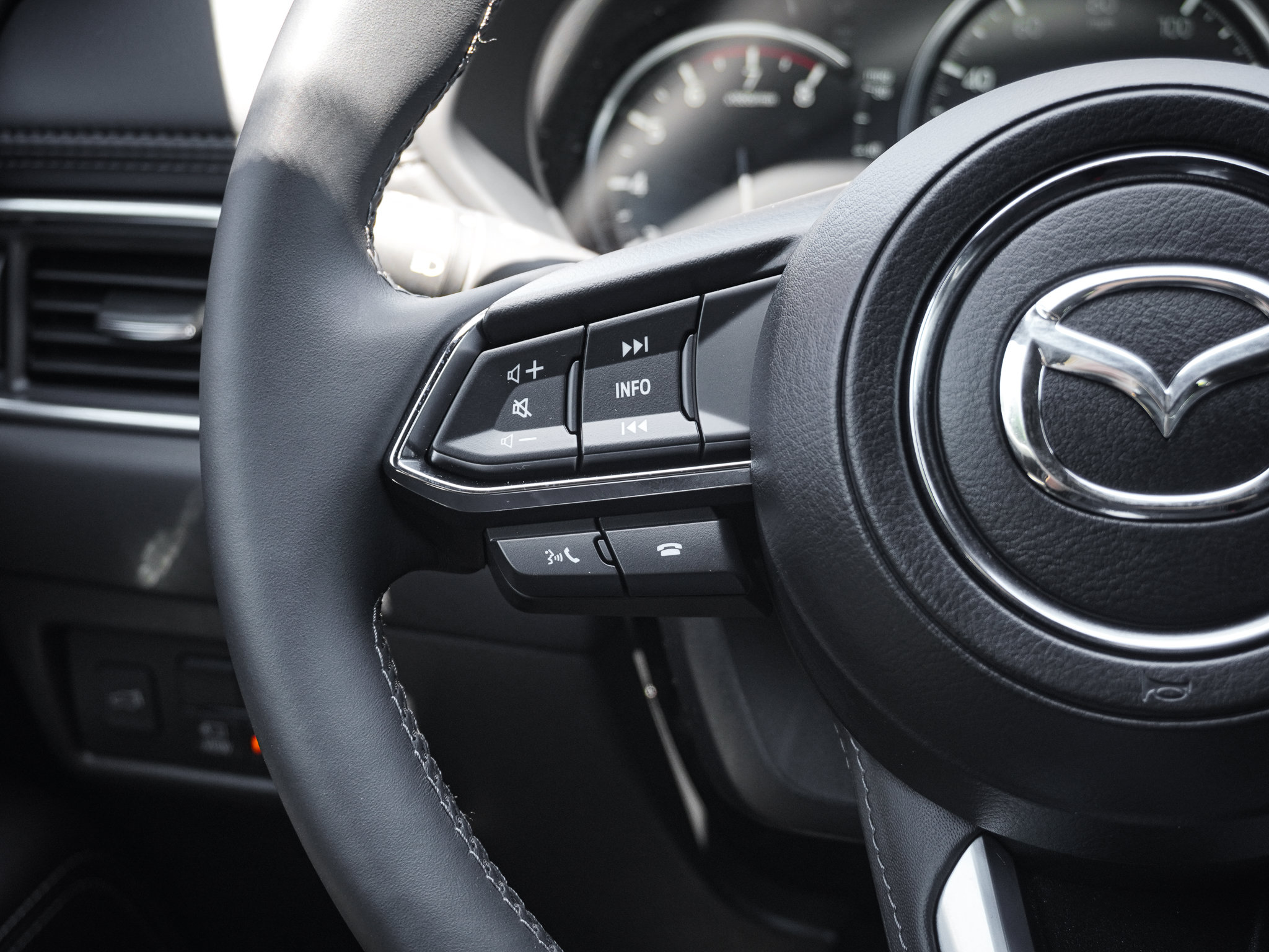Certified 2025 MAZDA CX-5 Signature AWD/4WD image 19