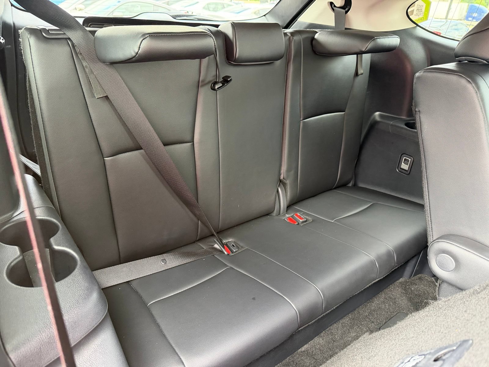 Used 2024 Toyota Highlander XLE FWD image 24