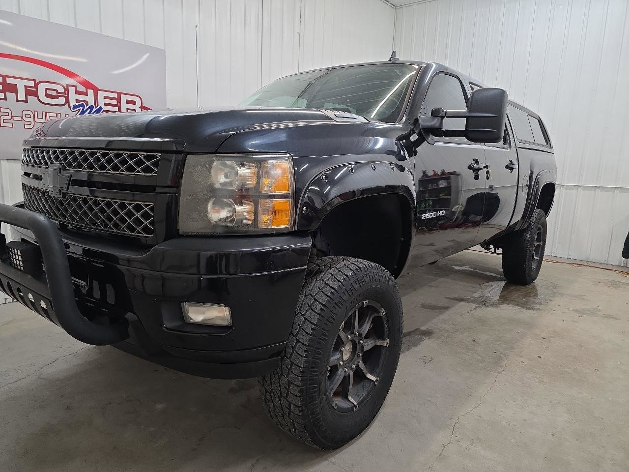 Used 2013 Chevrolet Silverado 2500 LTZ w/ LTZ Plus Package image 4