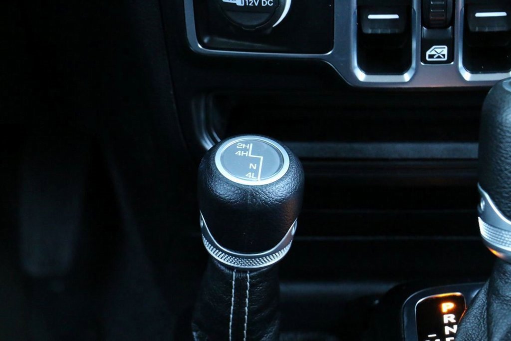 Used 2021 Jeep Wrangler Unlimited Sahara image 25