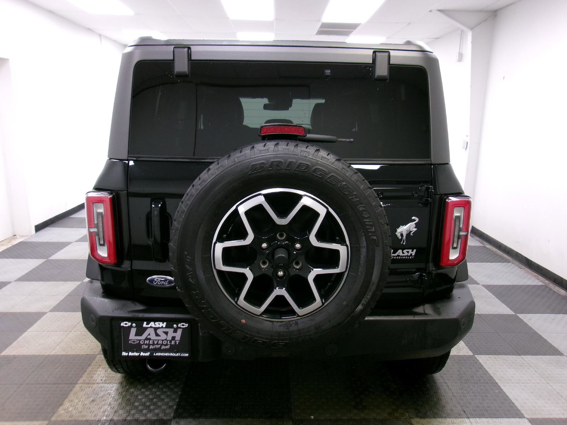 Used 2022 Ford Bronco Outer Banks image 13