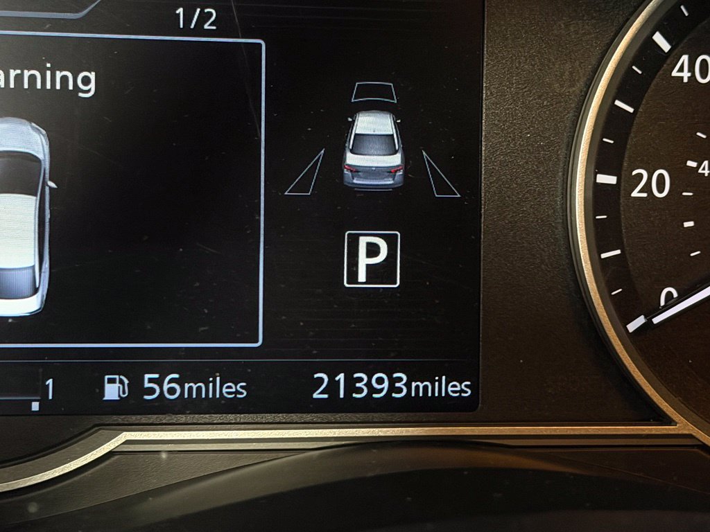 Used 2025 Nissan Versa SV FWD image 17