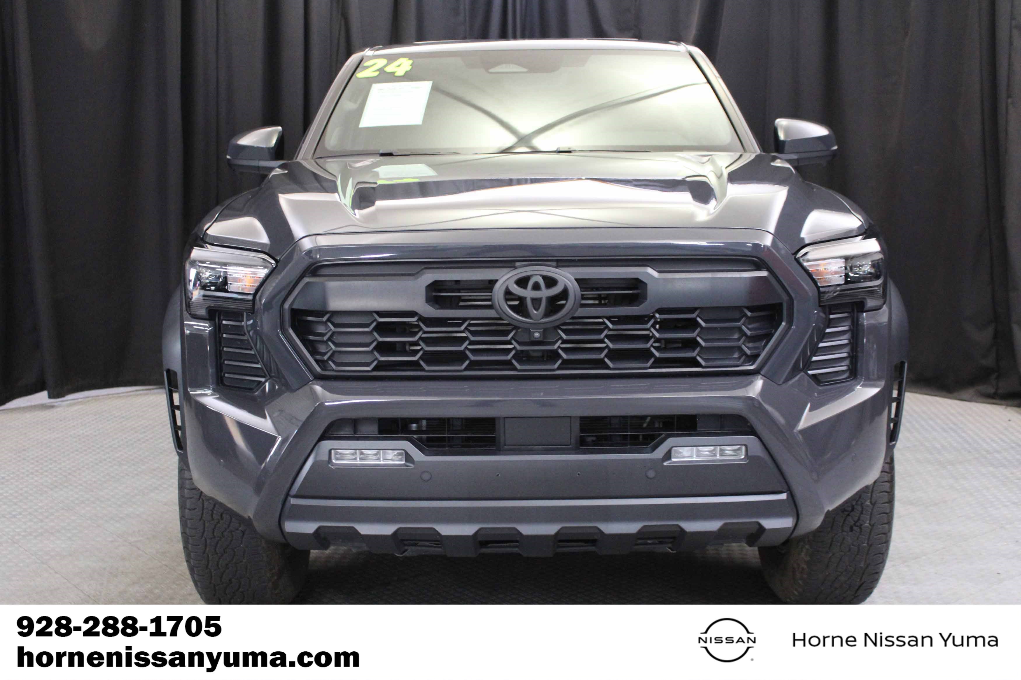 Used 2024 Toyota Tacoma TRD Off-Road w/ TRD Off Road Premium Package AWD/4WD image 2