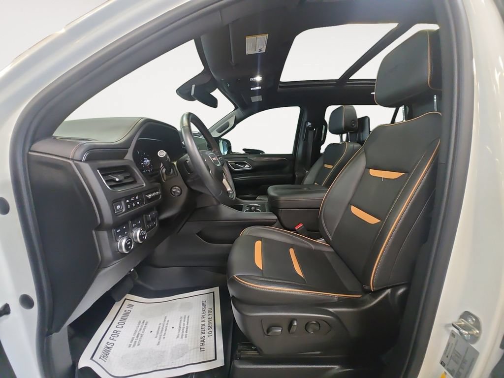 Certified 2023 GMC Yukon XL AT4 w/ AT4 Premium Plus Package AWD/4WD image 9