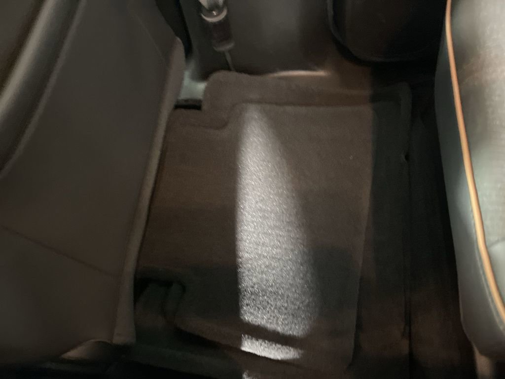 Used 2025 GMC Canyon AT4 image 35