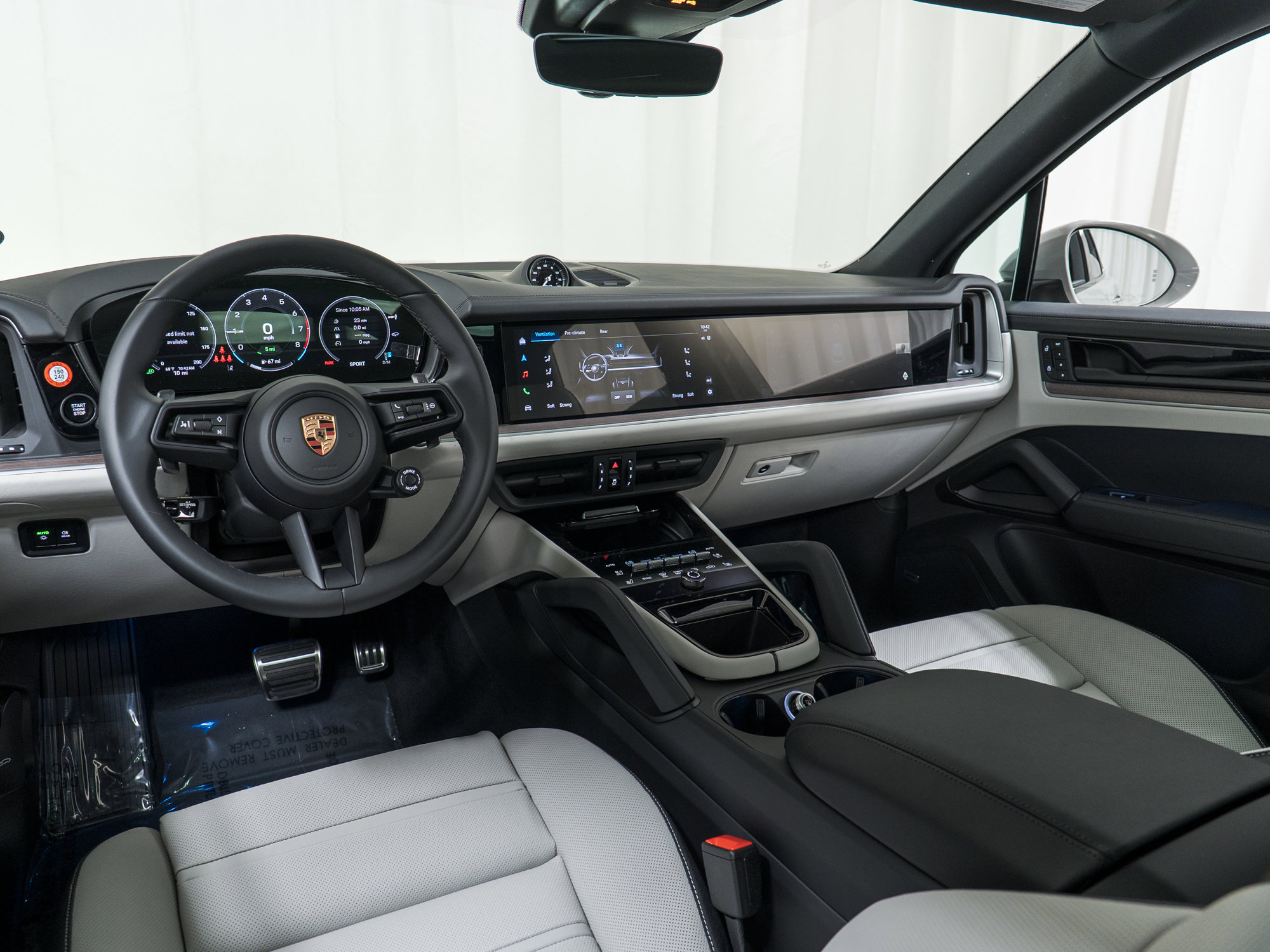 New 2026 Porsche Cayenne S image 19