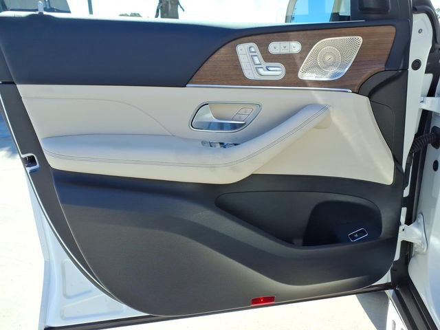 New 2026 Mercedes-Benz GLS 450 4MATIC image 12