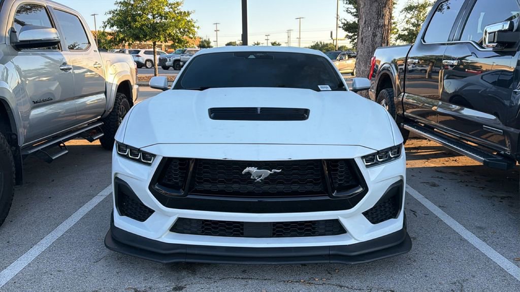 Used 2024 Ford Mustang GT Premium RWD image 2