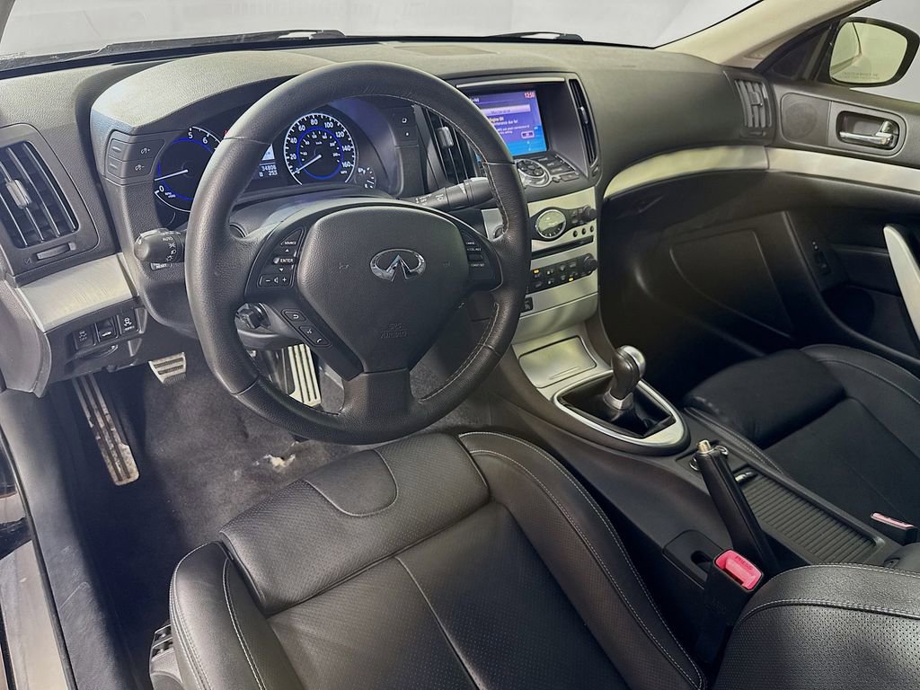 Used 2013 INFINITI G37 Sport RWD image 9