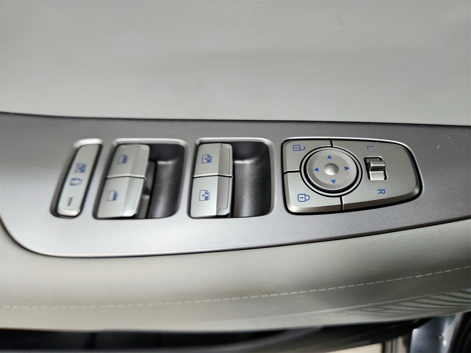 Used 2024 Hyundai Palisade SEL image 37