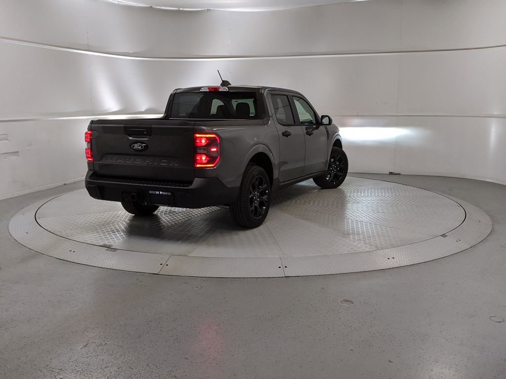 New 2026 Ford Maverick XLT w/ XLT Luxury Package image 3