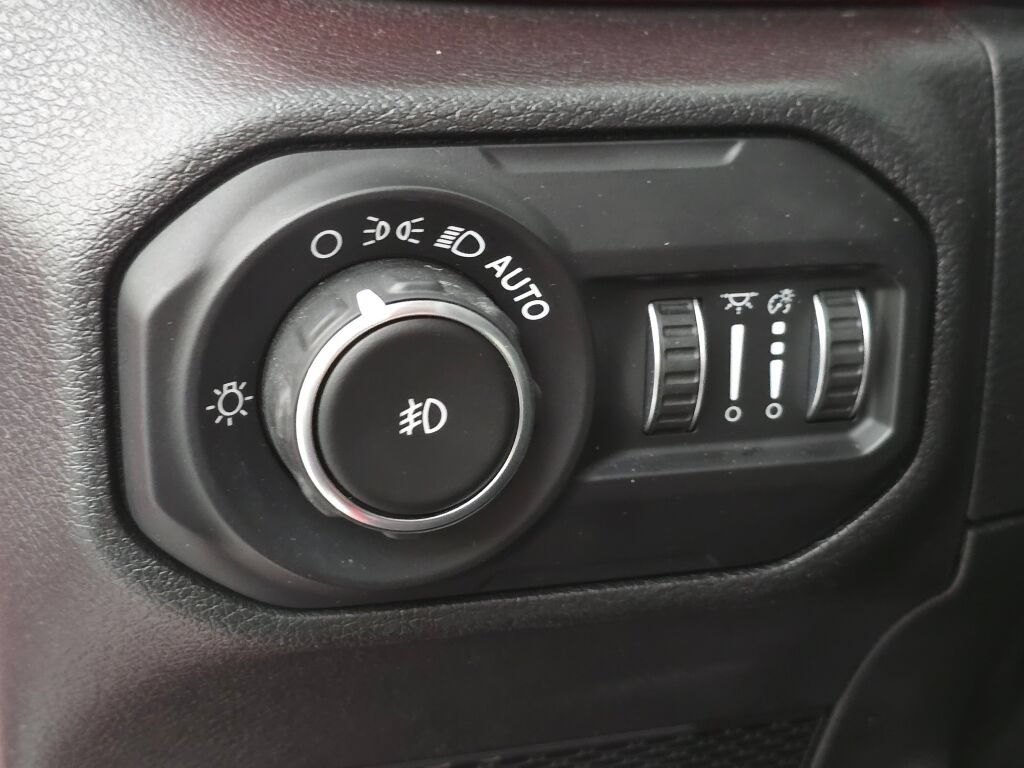 Used 2021 Jeep Wrangler Unlimited Rubicon AWD/4WD image 24