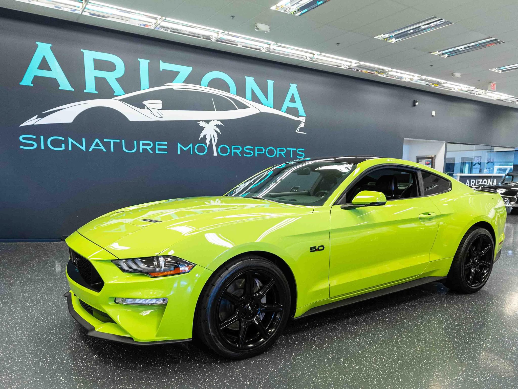 Used 2020 Ford Mustang GT Premium w/ Equipment Group 401A RWD image 1