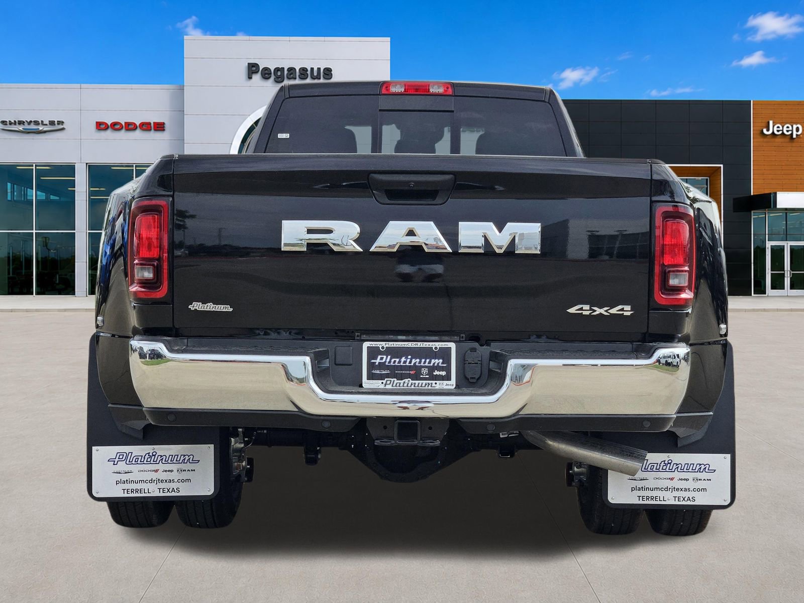 New 2026 RAM 3500 Tradesman AWD/4WD image 7